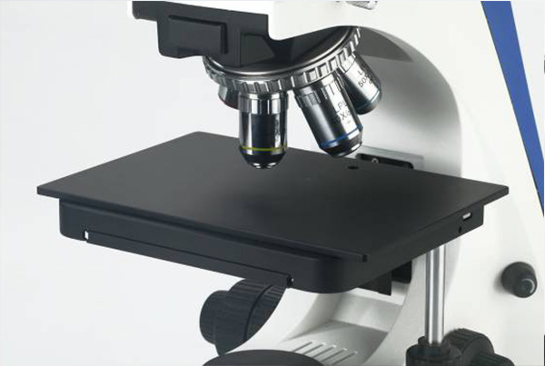 MIT300_500 Metallurgical Microscope (2).jpg