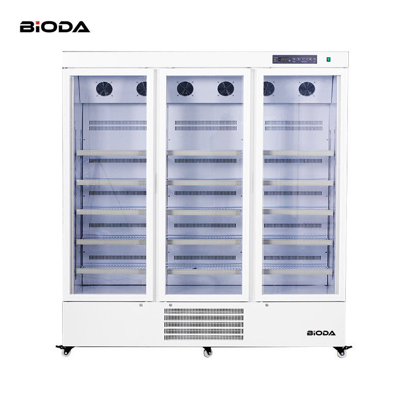 Big Vaccine Refrigerator 1360L Three Visible Doors Pharmacy Fridge